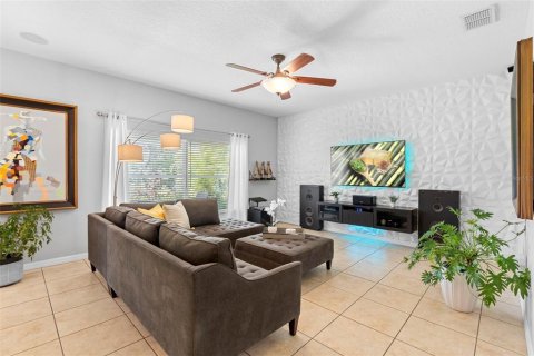 House in Ocoee, Florida 4 bedrooms, 189.43 sq.m. № 1791483 - photo 7