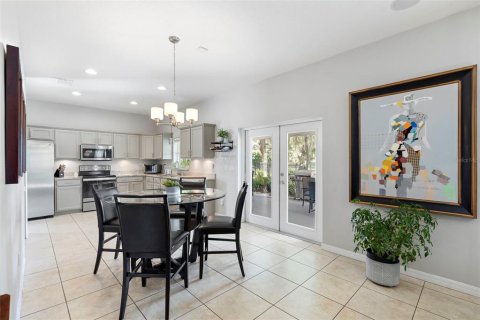 House in Ocoee, Florida 4 bedrooms, 189.43 sq.m. № 1791483 - photo 17