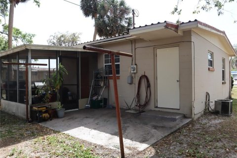 House in Deltona, Florida 1 bedroom, 51.28 sq.m. № 1614110 - photo 7