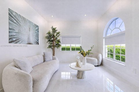 Casa en venta en Miami, Florida, 4 dormitorios, 166.11 m2 № 2045426 - foto 21
