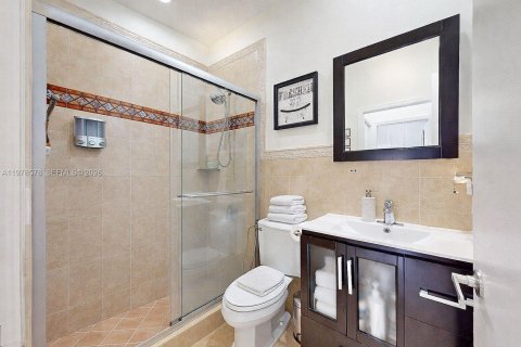Casa en venta en Miami, Florida, 4 dormitorios, 166.11 m2 № 2045426 - foto 17