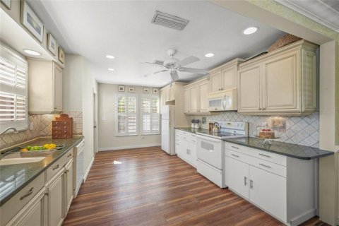 Villa ou maison à vendre à Nokomis, Floride: 3 chambres, 185.8 m2 № 1620140 - photo 20