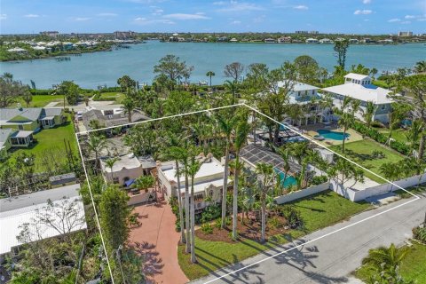 Villa ou maison à vendre à Nokomis, Floride: 3 chambres, 185.8 m2 № 1620140 - photo 10