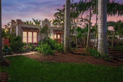 Villa ou maison à vendre à Nokomis, Floride: 3 chambres, 185.8 m2 № 1620140 - photo 1