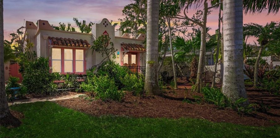 Villa ou maison à Nokomis, Floride 3 chambres, 185.8 m2 № 1620140