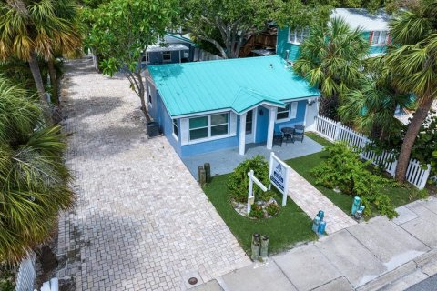 Villa ou maison à vendre à Indian Rocks Beach, Floride: 4 chambres, 107.02 m2 № 1357725 - photo 4