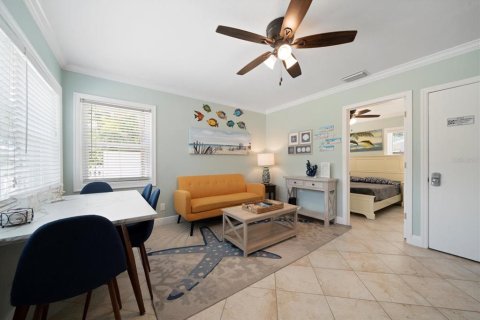 Villa ou maison à vendre à Indian Rocks Beach, Floride: 4 chambres, 107.02 m2 № 1357725 - photo 13