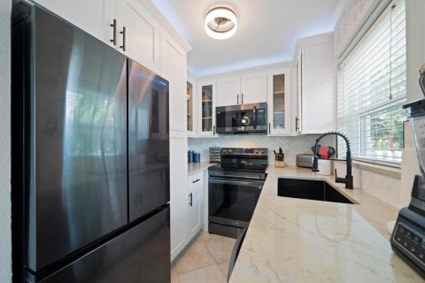 Villa ou maison à vendre à Indian Rocks Beach, Floride: 4 chambres, 107.02 m2 № 1357725 - photo 18