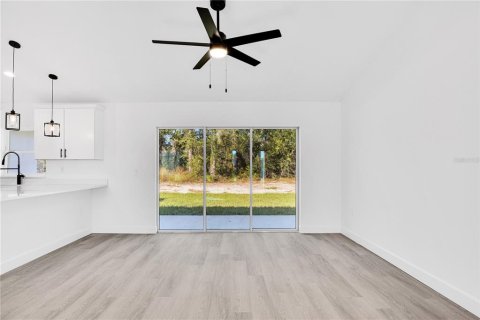 Villa ou maison à vendre à Weeki Wachee, Floride: 3 chambres, 138.05 m2 № 2425883 - photo 14