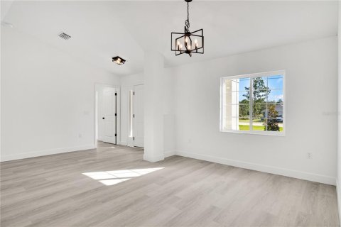 Villa ou maison à vendre à Weeki Wachee, Floride: 3 chambres, 138.05 m2 № 2425883 - photo 13