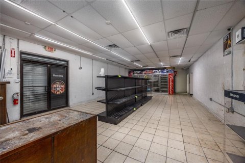 Commercial property in Gainesville, Florida № 2135426 - photo 23