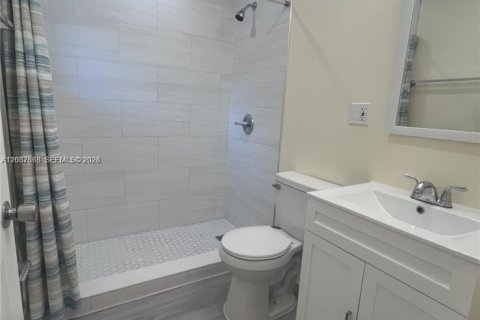Купить коммерческую недвижимость в Холливуд, Флорида 117.52м2, № 2085942 - фото 14