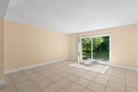 Adosado en alquiler en Tampa, Florida, 3 dormitorios, 147.53 m2 № 1881424 - foto 15