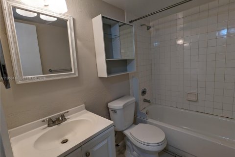 Снять в аренду кондоминиум в Мирамар, Флорида 2 спальни, 76.18м2, № 2019878 - фото 9