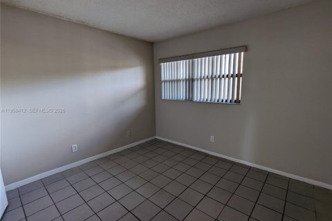 Снять в аренду кондоминиум в Мирамар, Флорида 2 спальни, 76.18м2, № 2019878 - фото 16