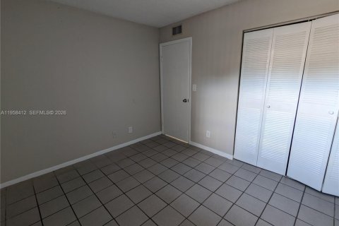 Снять в аренду кондоминиум в Мирамар, Флорида 2 спальни, 76.18м2, № 2019878 - фото 15