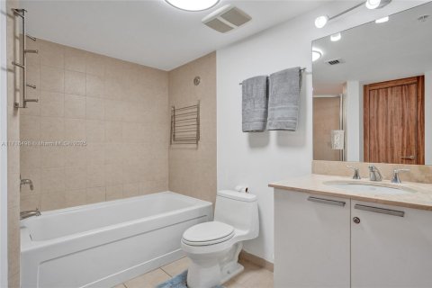 Apartment in Sunny Isles Beach, Florida 1 bedroom, 92.9 sq.m. № 2035623 - photo 23