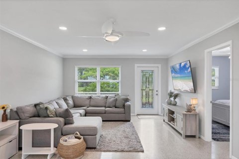 House in Venice, Florida 3 bedrooms, 124.3 sq.m. № 1841886 - photo 13