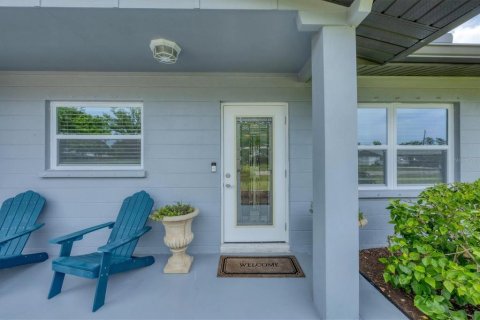 House in Venice, Florida 3 bedrooms, 124.3 sq.m. № 1841886 - photo 11