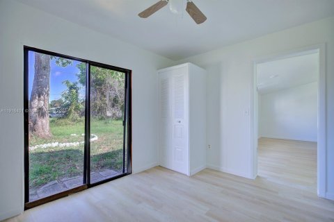 House in Lake Placid, Florida 3 bedrooms, 131.09 sq.m. № 1971116 - photo 25