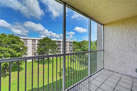 Copropriété à louer à Coral Springs, Floride: 2 chambres, 91.97 m2 № 1999258 - photo 27
