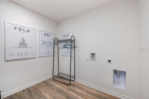 Купить виллу или дом в Хейнс-Сити, Флорида 5 комнат, 146.97м2, № 1197689 - фото 13