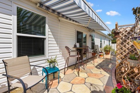 House in The Villages, Florida 3 bedrooms, 132.48 sq.m. № 2223332 - photo 26