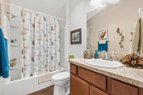 House in The Villages, Florida 3 bedrooms, 132.48 sq.m. № 2223332 - photo 20