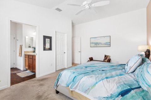 House in The Villages, Florida 3 bedrooms, 132.48 sq.m. № 2223332 - photo 14
