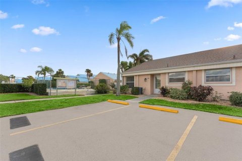 Condo in Bradenton, Florida, 2 bedrooms  № 1520157 - photo 3