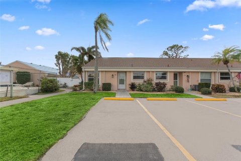 Condo in Bradenton, Florida, 2 bedrooms  № 1520157 - photo 2