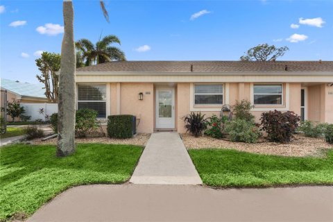 Condo in Bradenton, Florida, 2 bedrooms  № 1520157 - photo 4
