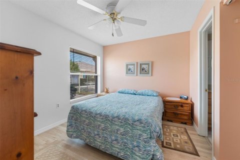 Condo in Bradenton, Florida, 2 bedrooms  № 1520157 - photo 18