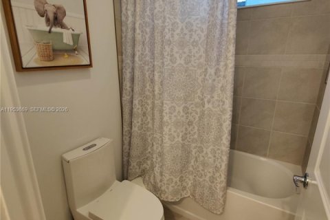 House in Naples, Florida 4 bedrooms № 2172581 - photo 21