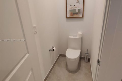 House in Naples, Florida 4 bedrooms № 2172581 - photo 17