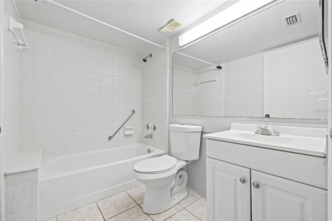 Copropriété à vendre à Tarpon Springs, Floride: 2 chambres, 96.71 m2 № 1916060 - photo 23