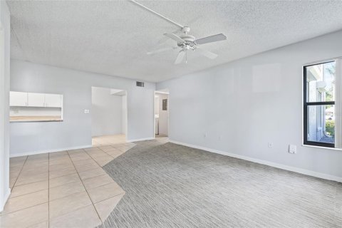 Copropriété à vendre à Tarpon Springs, Floride: 2 chambres, 96.71 m2 № 1916060 - photo 13