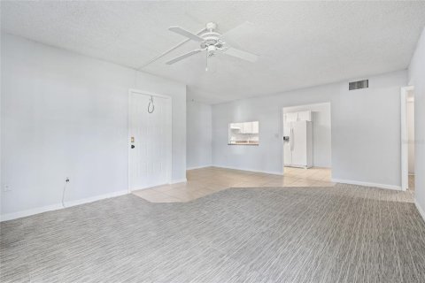 Copropriété à vendre à Tarpon Springs, Floride: 2 chambres, 96.71 m2 № 1916060 - photo 12