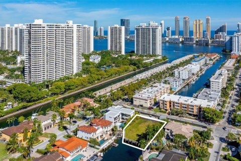 Terrain à vendre à North Miami Beach, Floride № 1996543 - photo 3