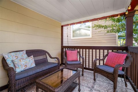 Appartement à louer à Saint Petersburg, Floride: 2 chambres, 63.17 m2 № 1857916 - photo 1