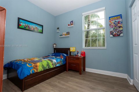 Touwnhouse à vendre à Pembroke Pines, Floride: 3 chambres, 154.22 m2 № 2416216 - photo 14