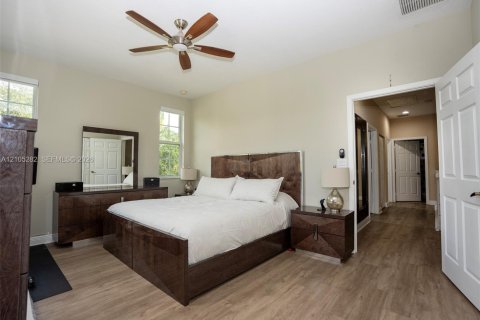 Touwnhouse à vendre à Pembroke Pines, Floride: 3 chambres, 154.22 m2 № 2416216 - photo 10