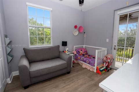 Touwnhouse à vendre à Pembroke Pines, Floride: 3 chambres, 154.22 m2 № 2416216 - photo 15
