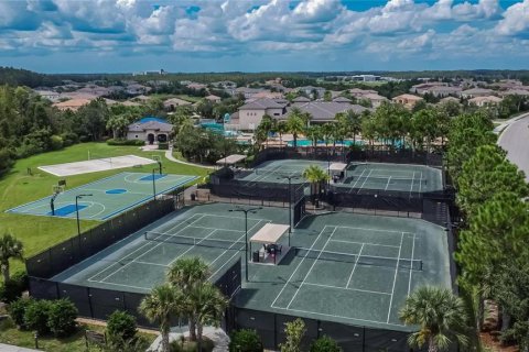 Villa ou maison à louer à Wesley Chapel, Floride: 5 chambres, 314.1 m2 № 2416714 - photo 28