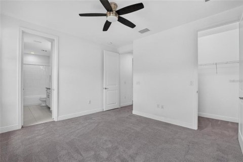 Villa ou maison à louer à Wesley Chapel, Floride: 5 chambres, 314.1 m2 № 2416714 - photo 14