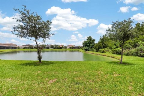 Villa ou maison à louer à Wesley Chapel, Floride: 5 chambres, 314.1 m2 № 2416714 - photo 22