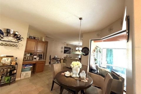 Casa en venta en Kissimmee, Florida, 4 dormitorios, 239.59 m2 № 2388312 - foto 6