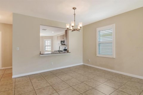 House in Venice, Florida 3 bedrooms, 162.39 sq.m. № 1651607 - photo 6