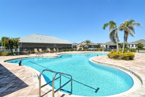 House in Venice, Florida 3 bedrooms, 162.39 sq.m. № 1651607 - photo 2