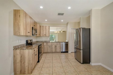 House in Venice, Florida 3 bedrooms, 162.39 sq.m. № 1651607 - photo 11
